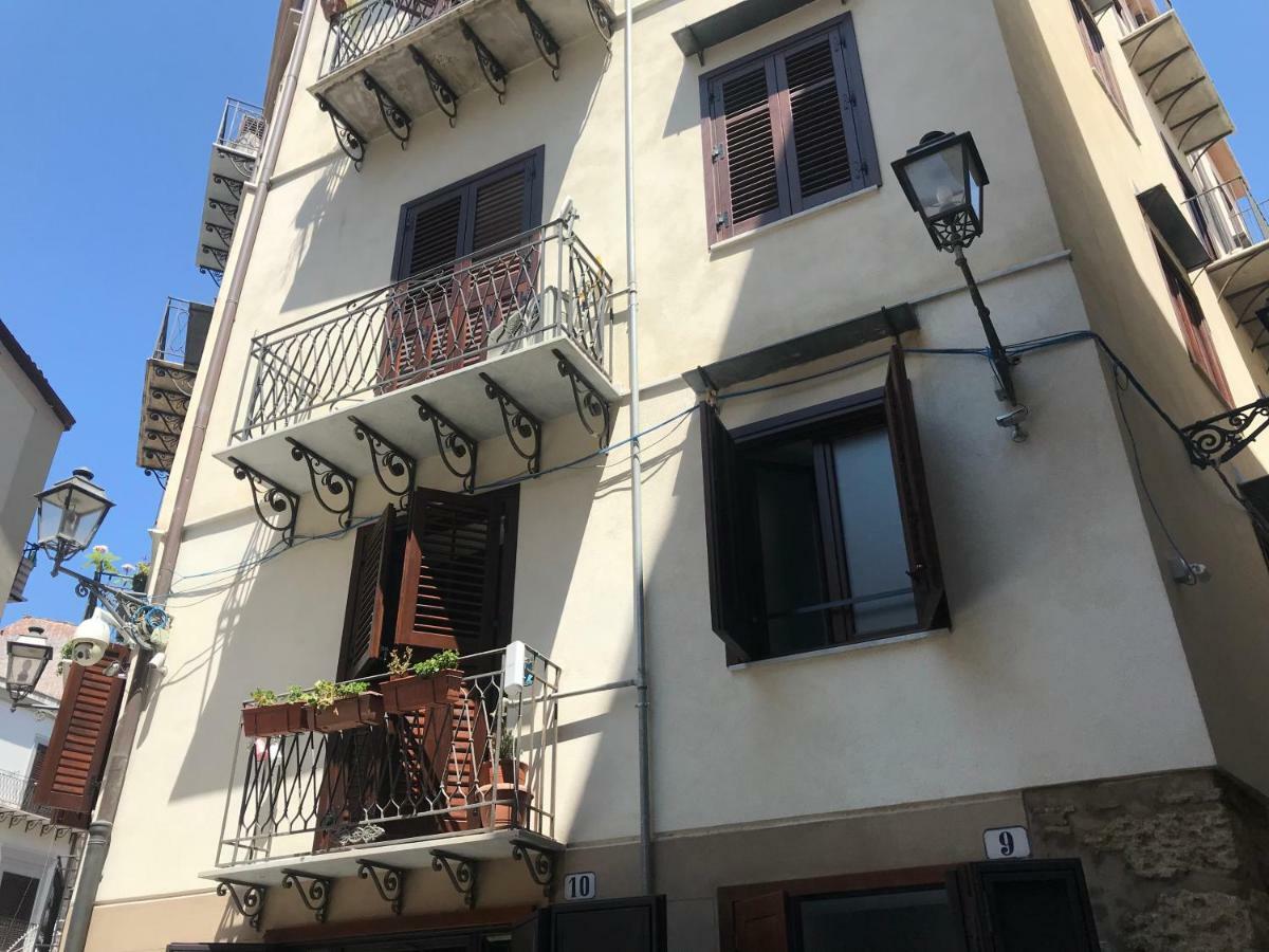 Capo Mon Amour Palermo Exterior photo